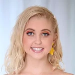 Chloe Cherry