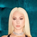Skylar Vox