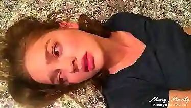 Порно красивое лицо Mary Moody показало оргазм на камеру